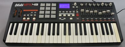 Akai-MPK49,